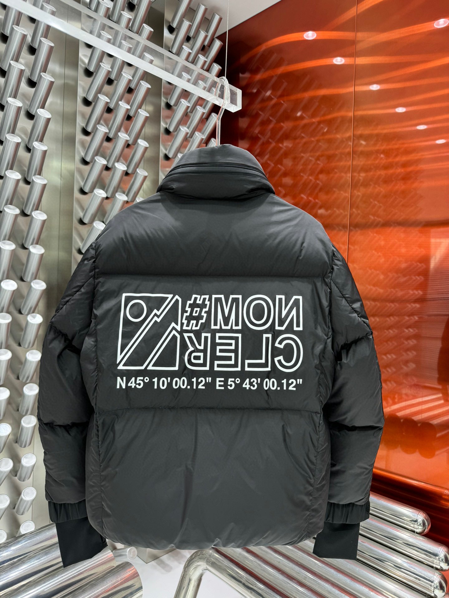 Schwarze Jacke