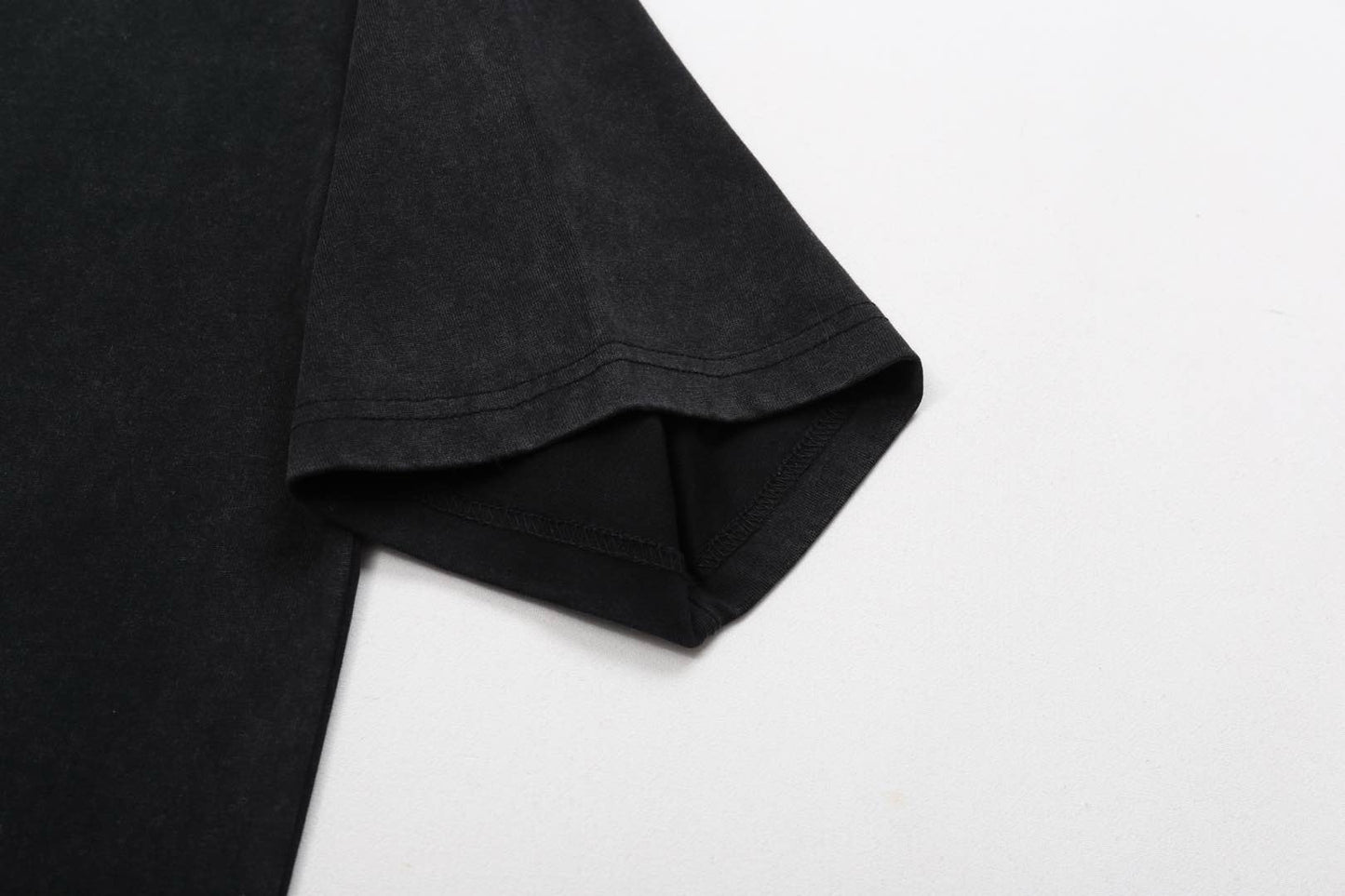 Schwarzes T-Shirt