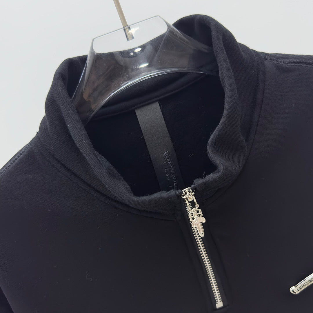 Sudadera negra y gris