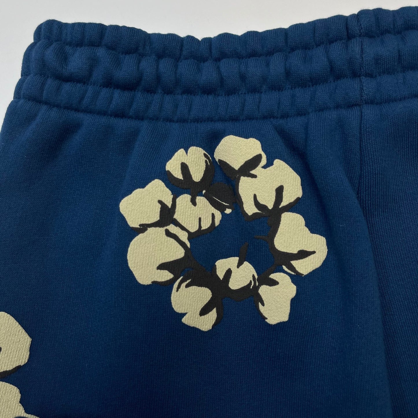 Blaue Hose