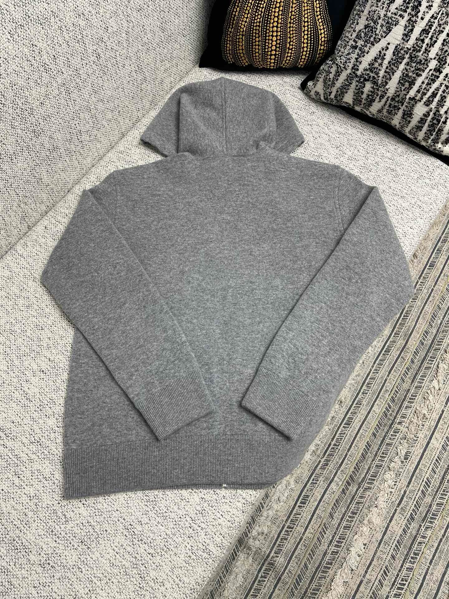 Graue Jacke