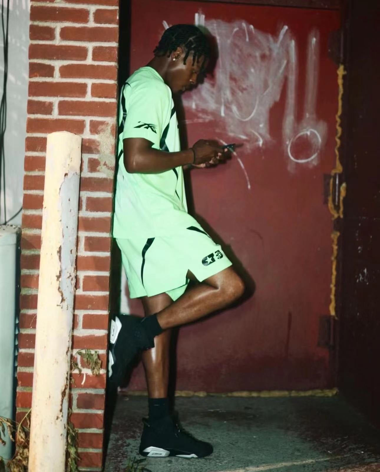 Dunkelgrüne Shorts