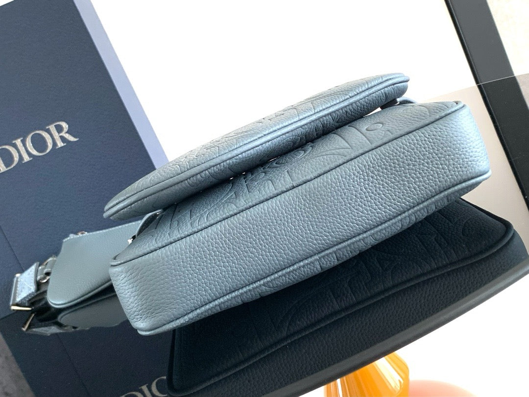 Bolsa gris azul y negra