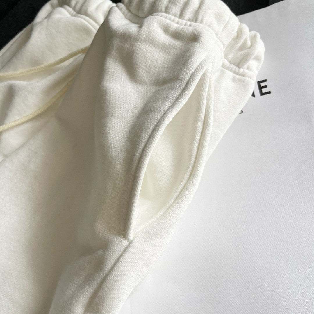 Schwarz-weiße Shorts
