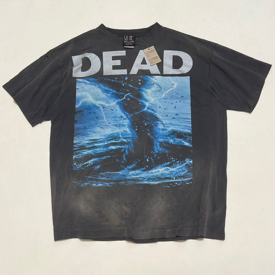Camiseta negra oscura