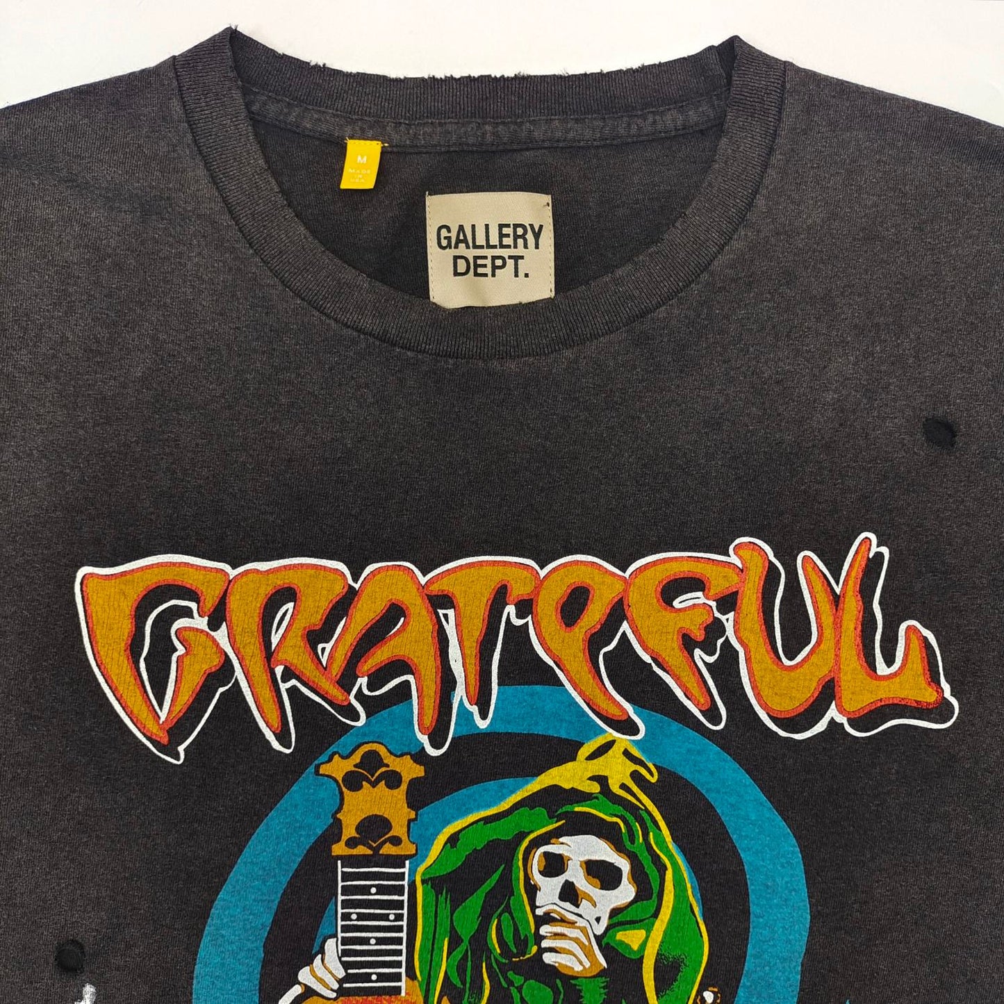 camiseta negra