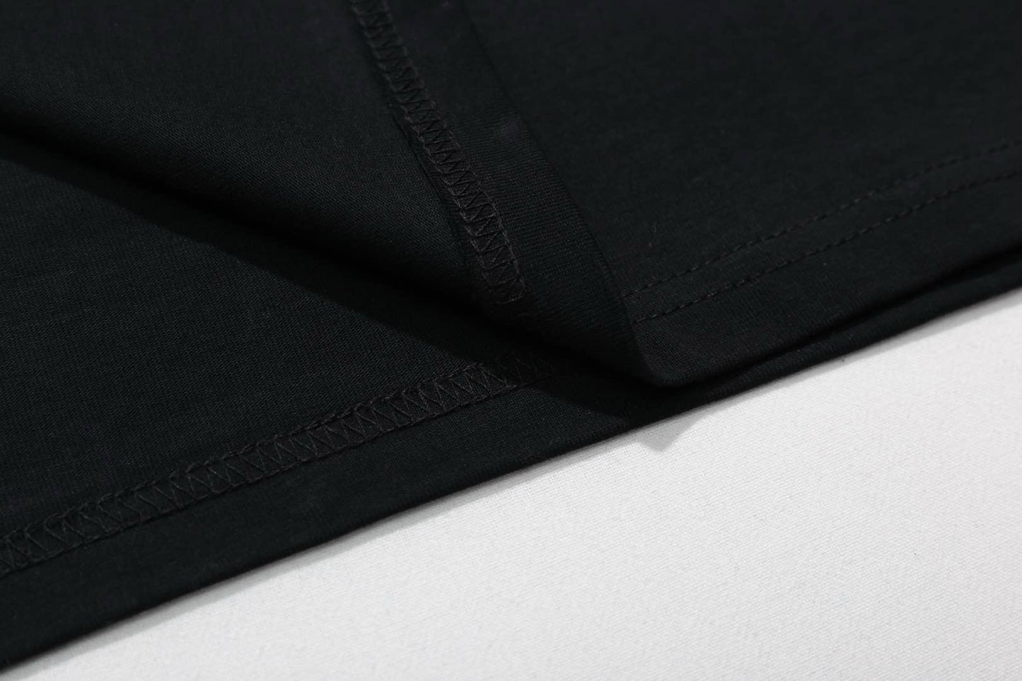 Schwarzes T-Shirt