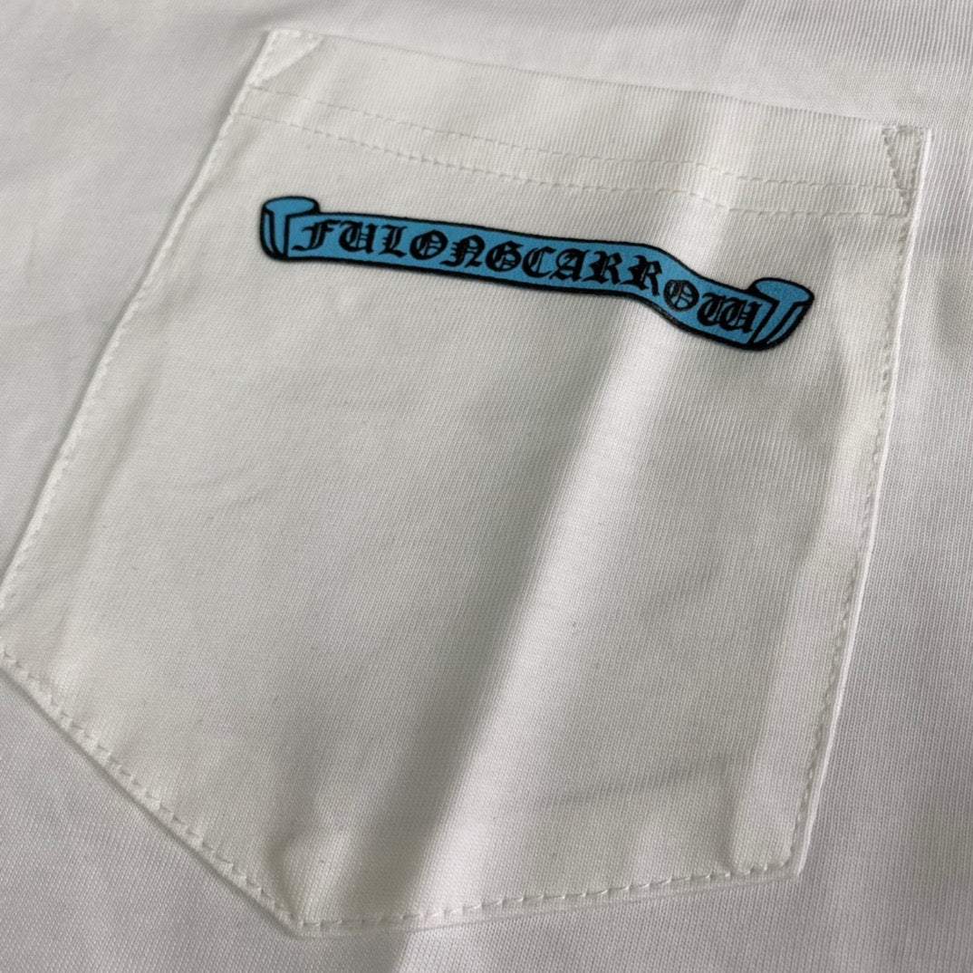Camiseta en blanco y negro