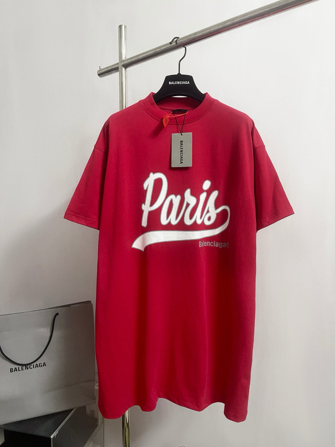 Rotes T-Shirt