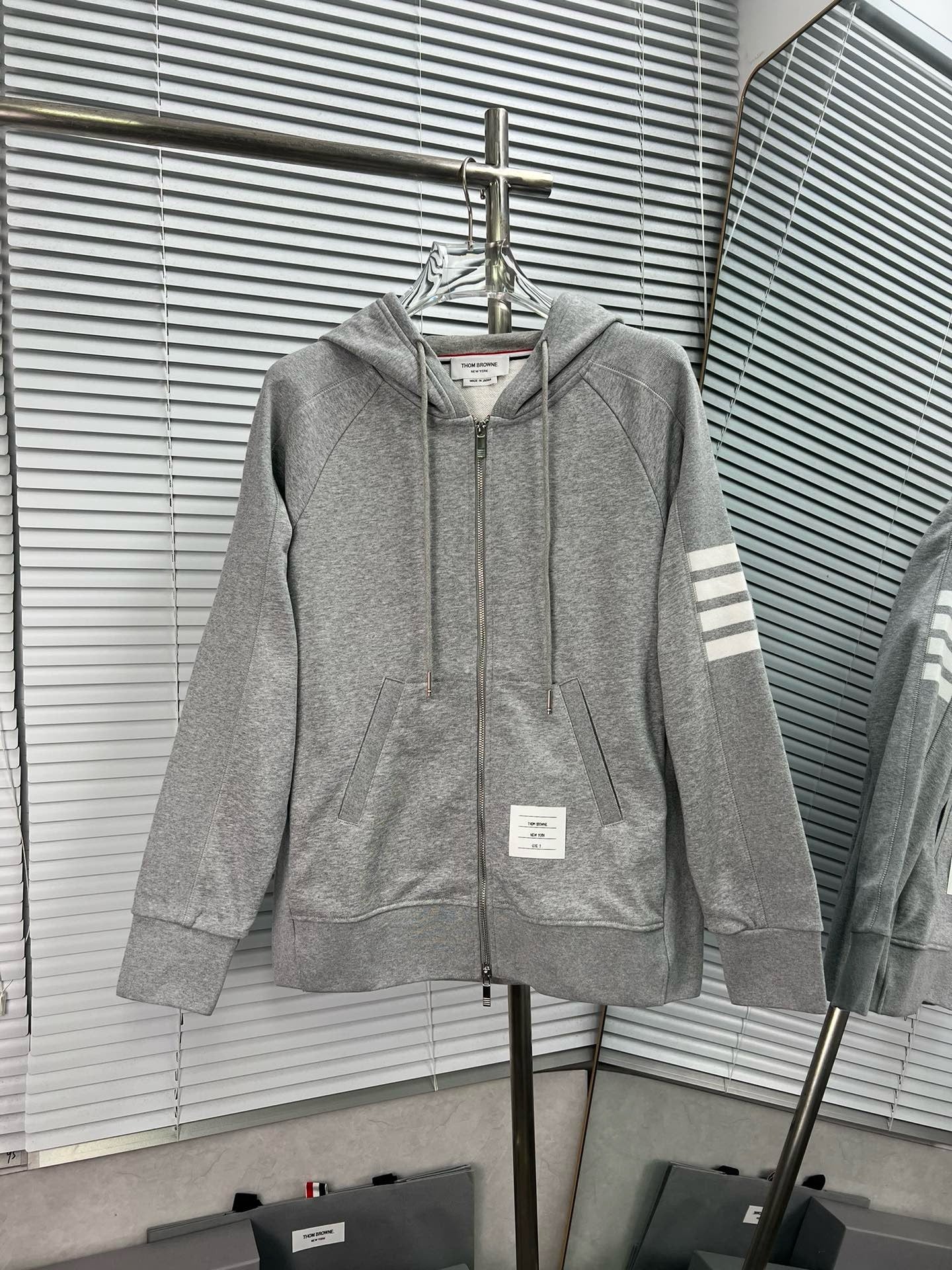 Mehrfarbige Jacke