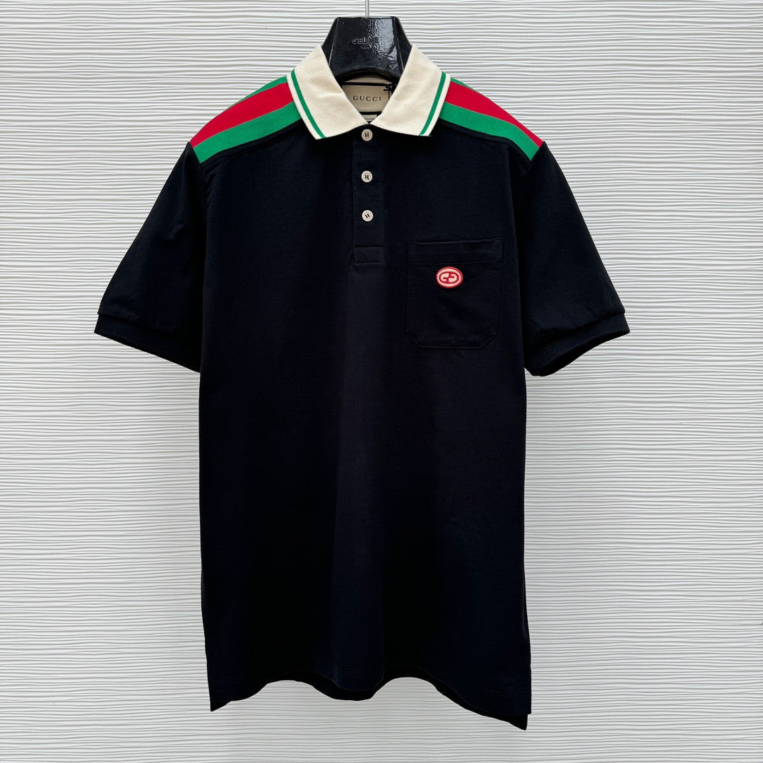 Schwarzes Polo