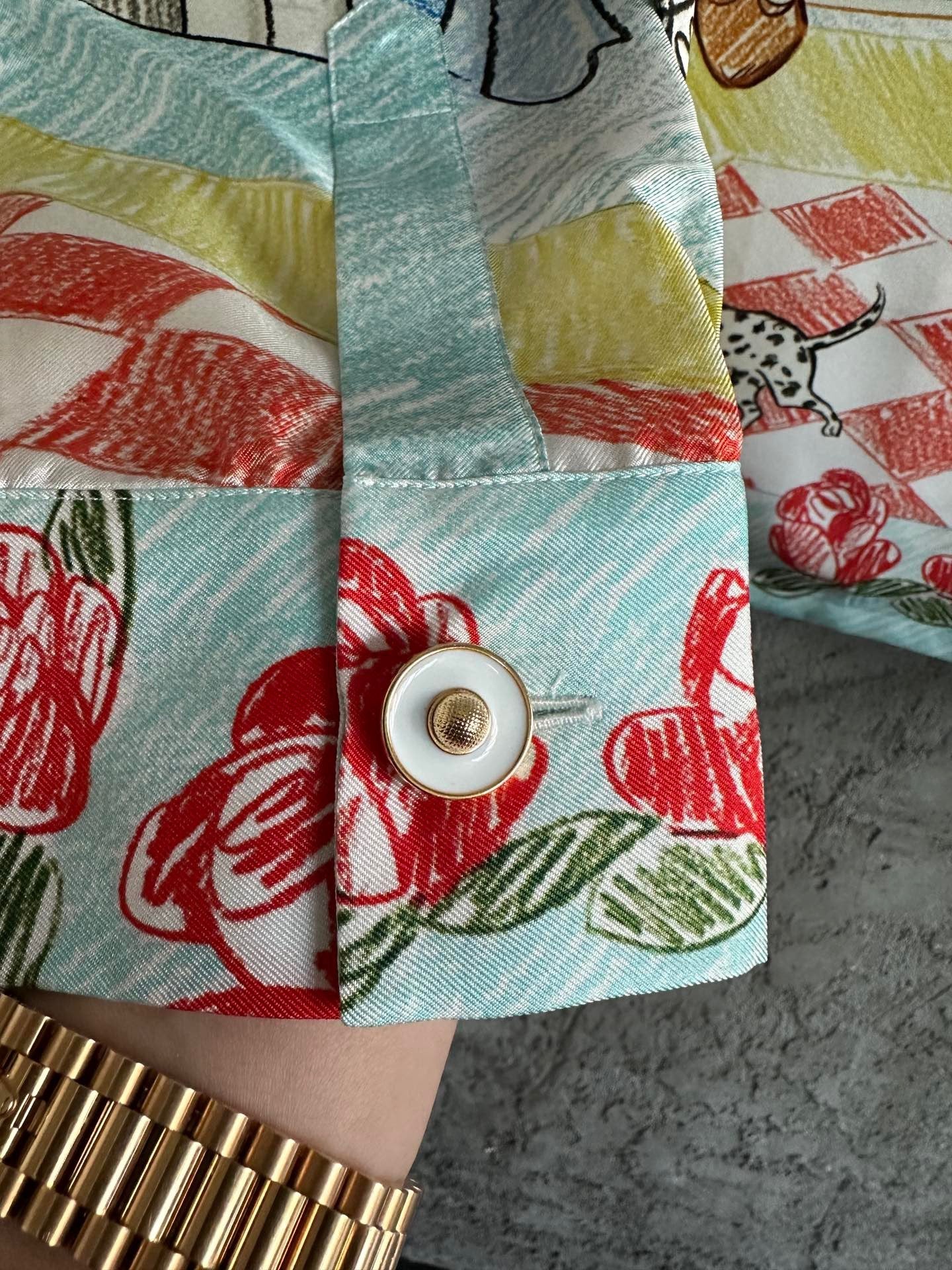 Multi-color Shirt - Size L