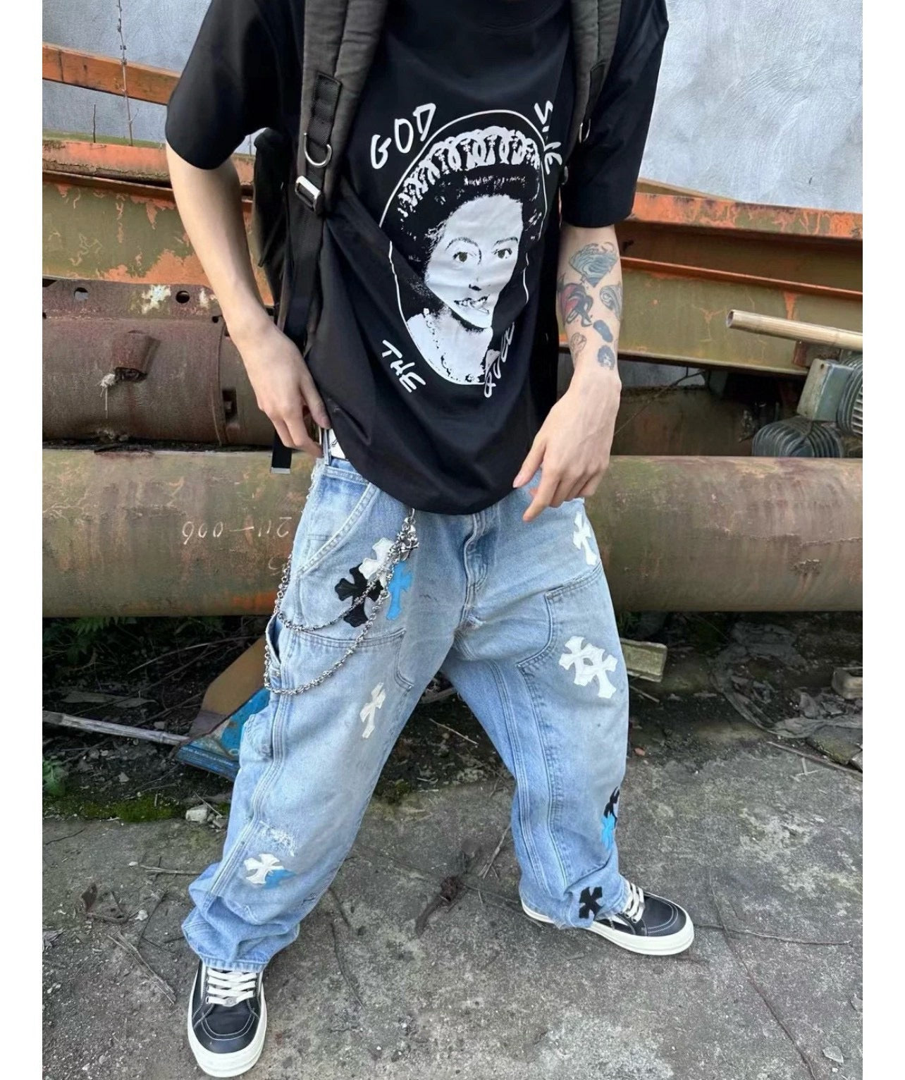 camiseta negra