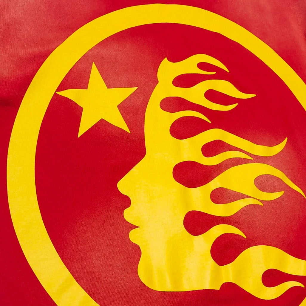 camiseta roja
