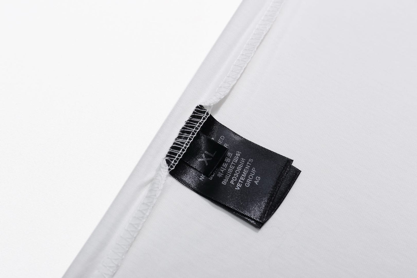 Weißes T-Shirt