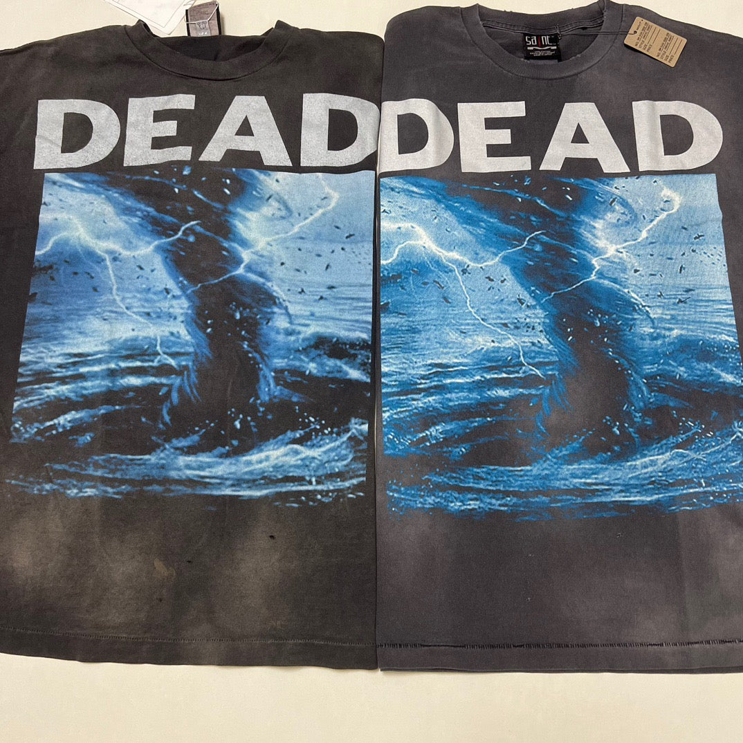 Camiseta negra oscura