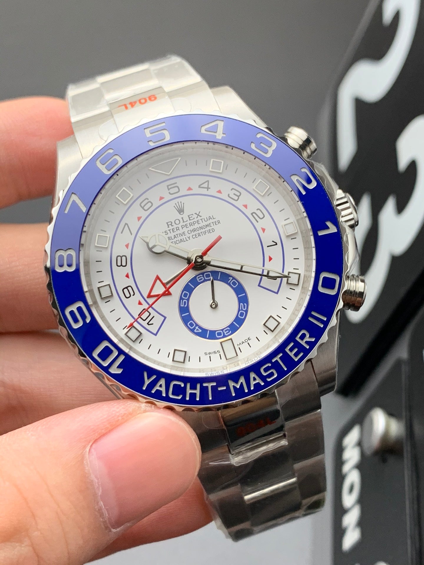 Uhr