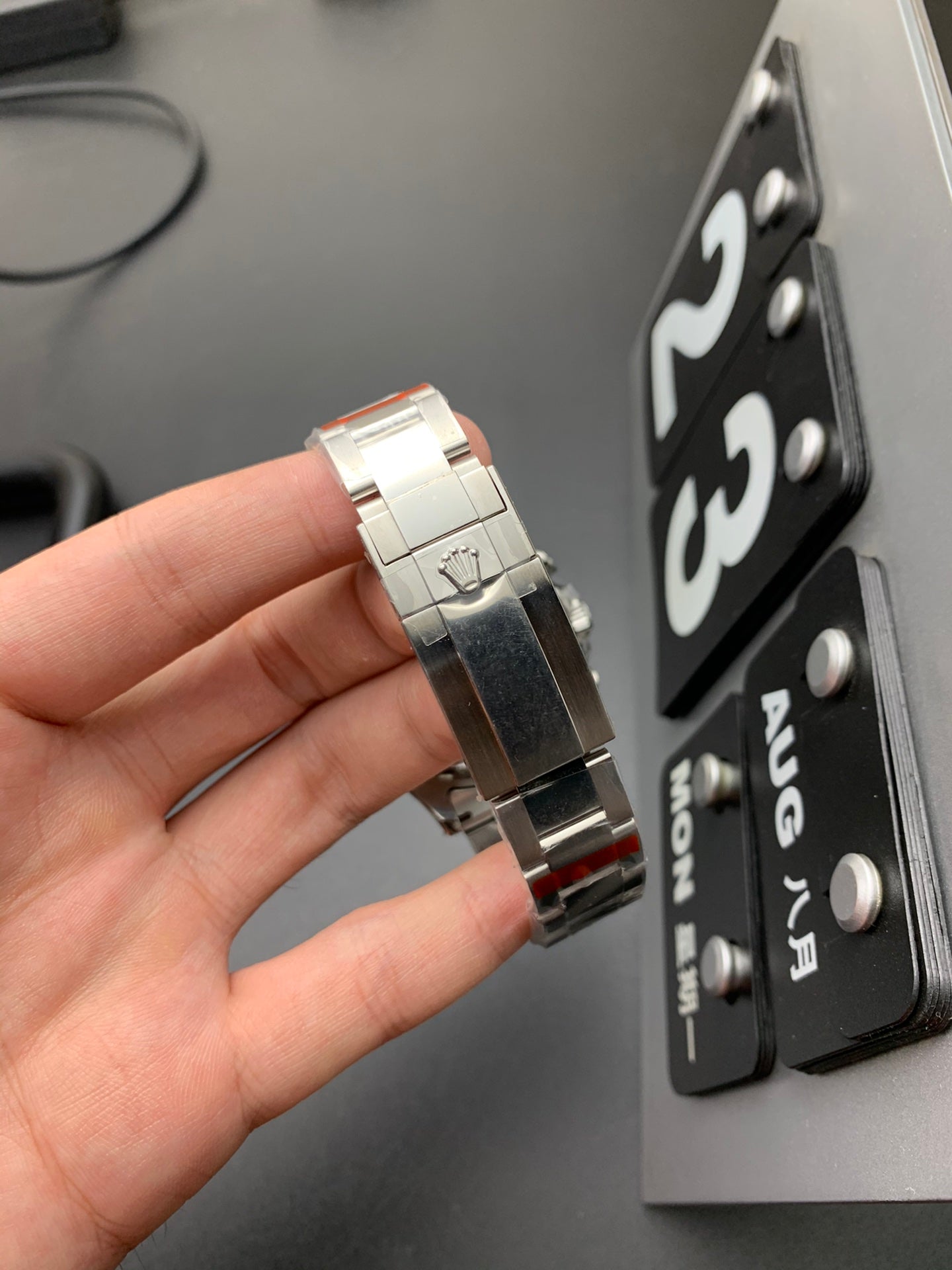 Uhr