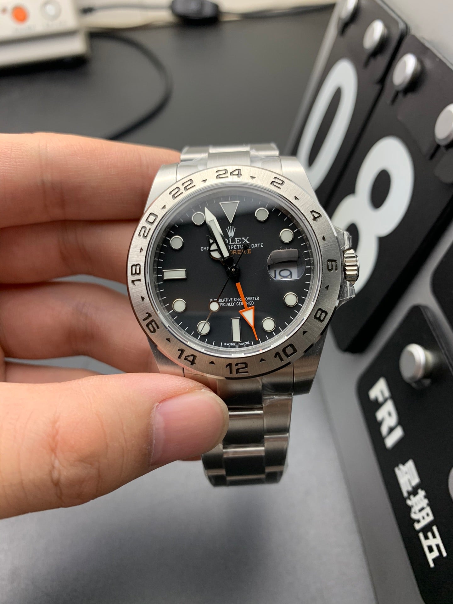 Uhr