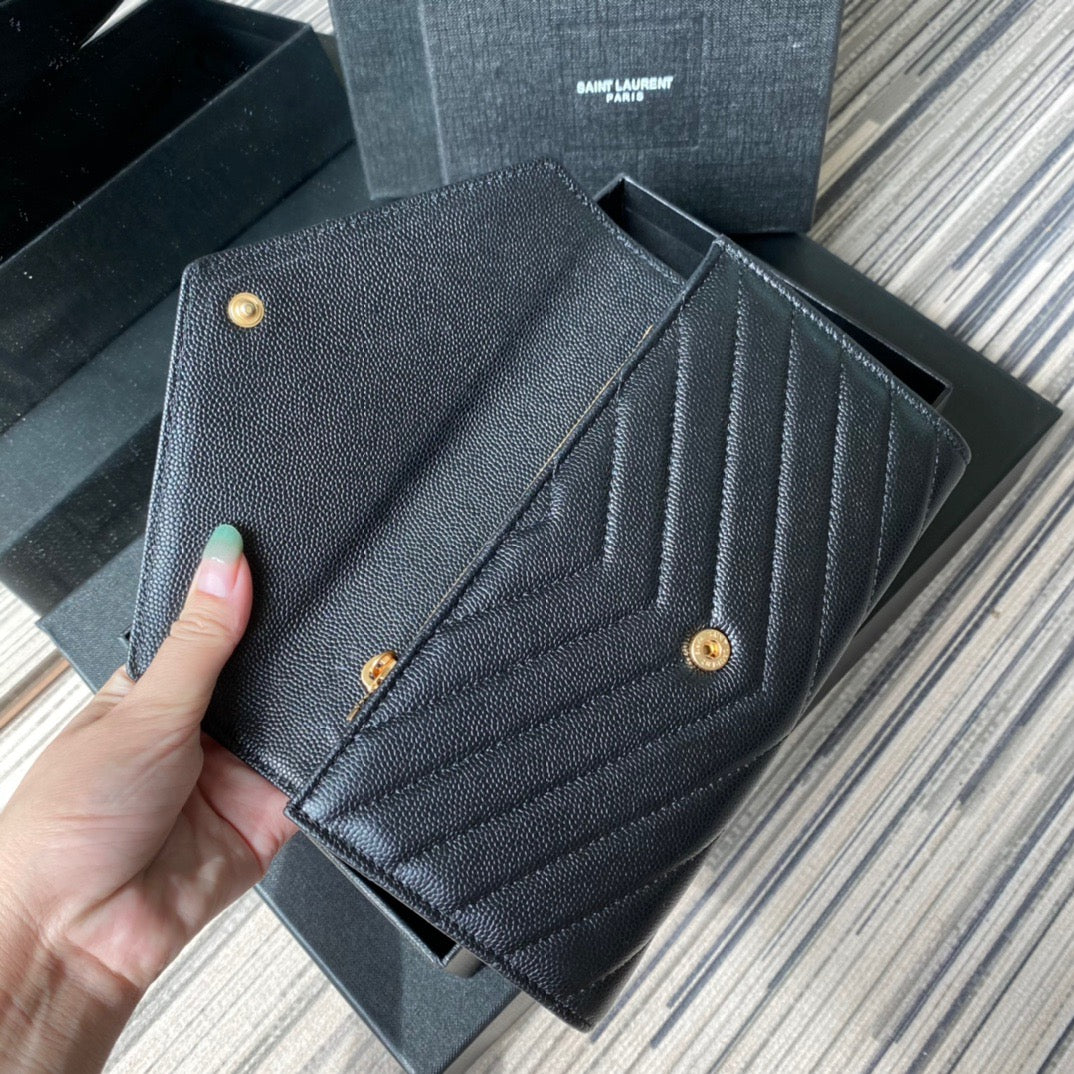 Black, Red, Light Blue, Dark Green and Off White Bags