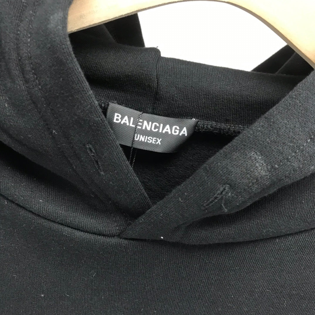 Sudaderas con capucha blancas y negras