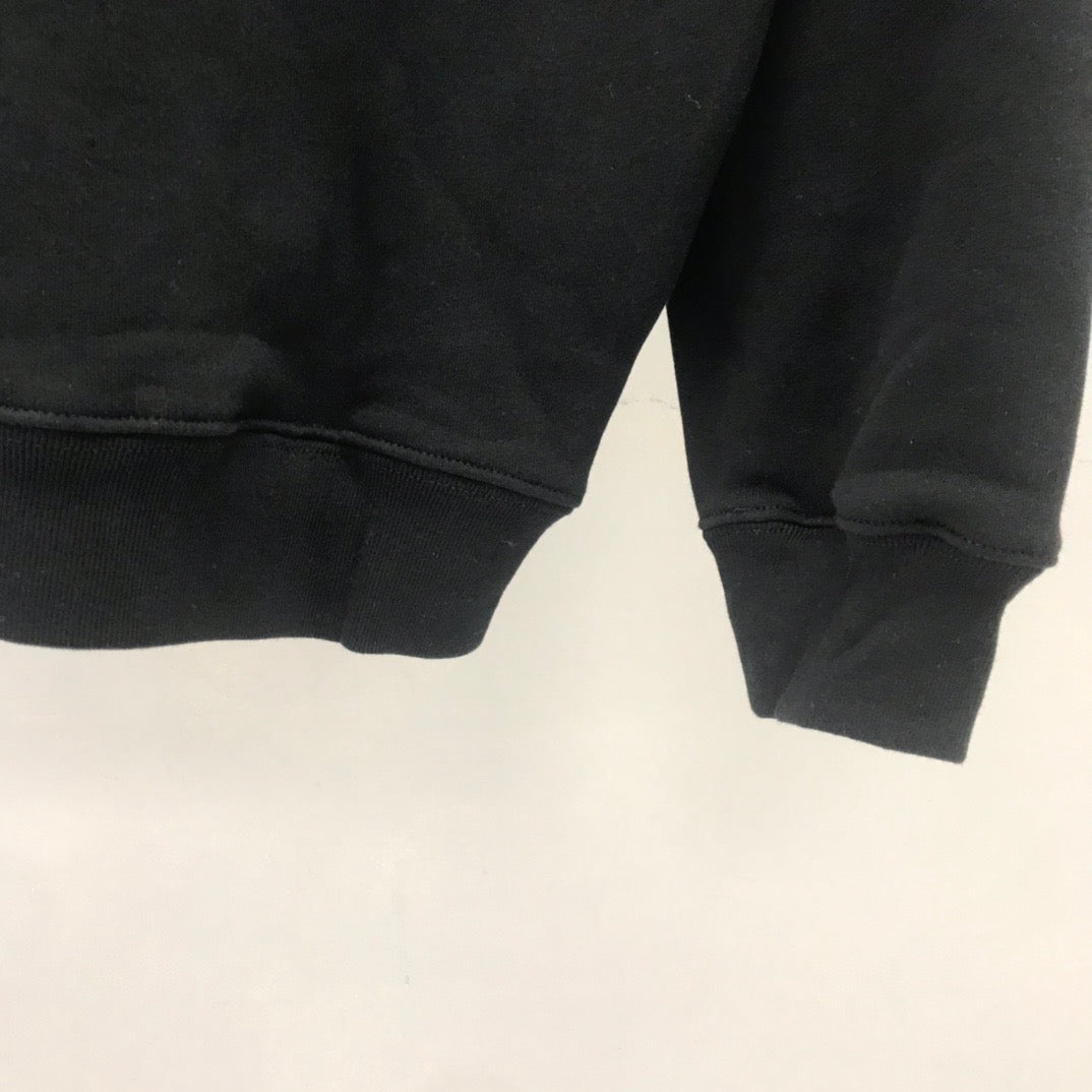 Sudaderas con capucha blancas y negras