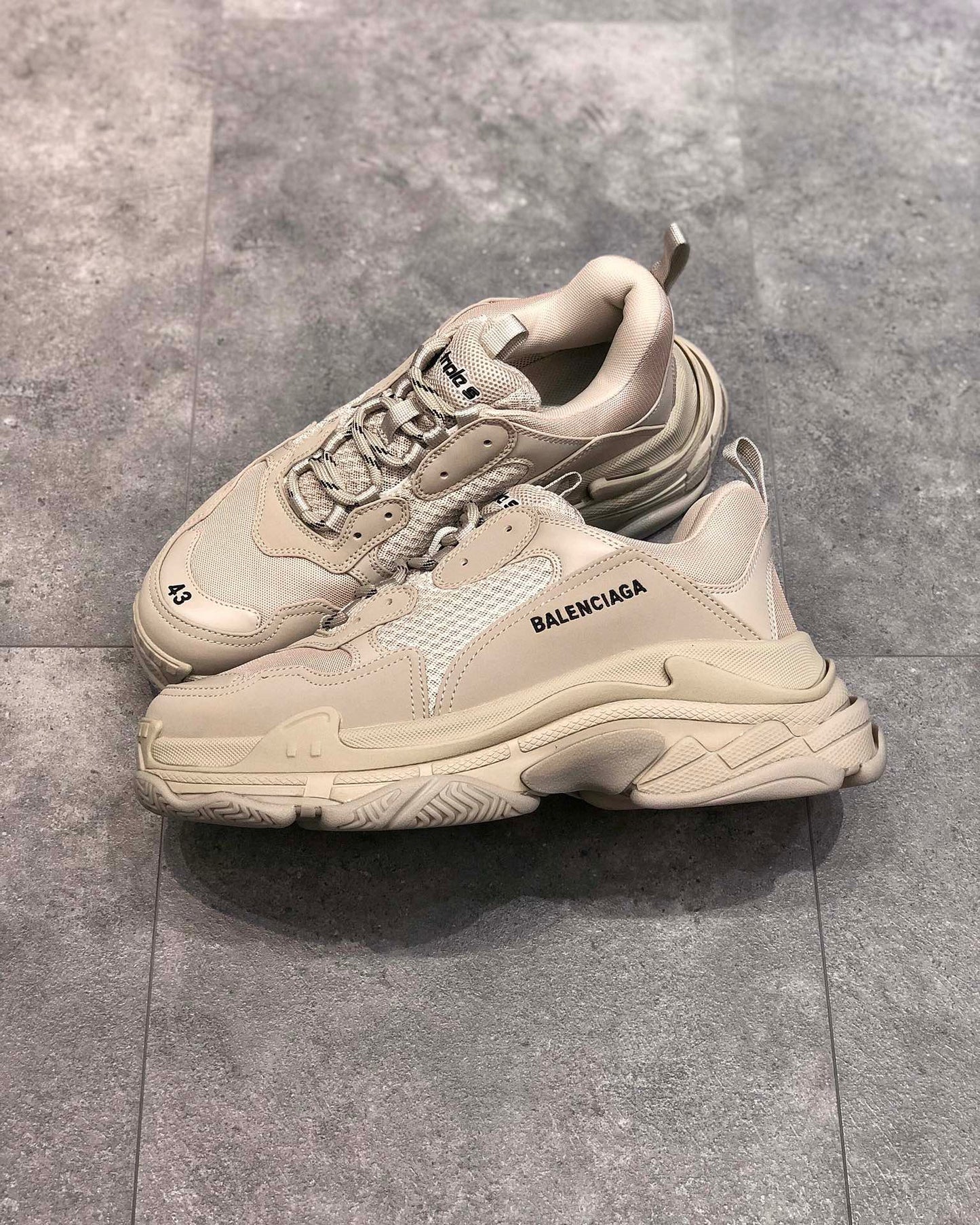 Schuhe