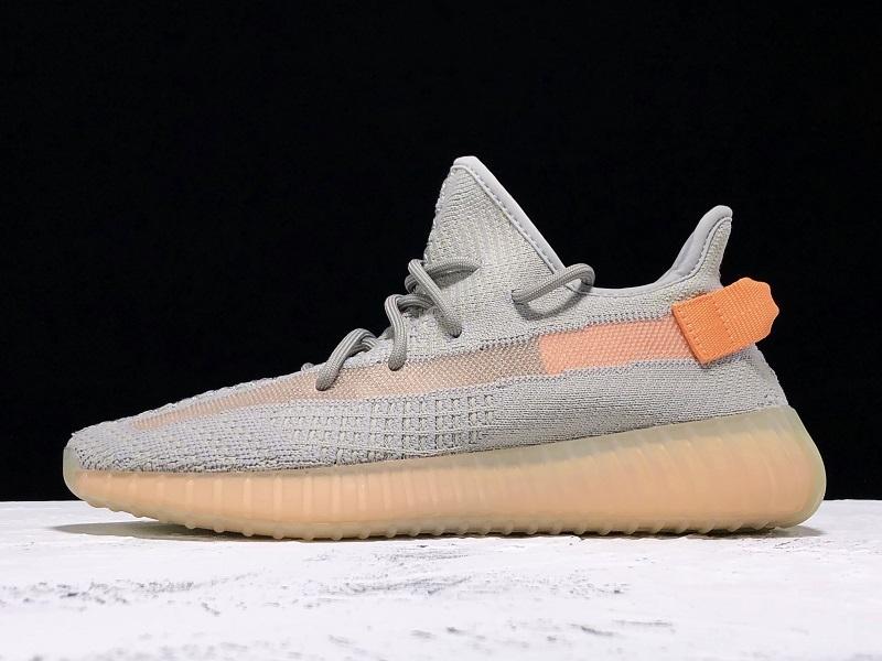 Yeezy 350 Boost V2 "شكل حقيقي"