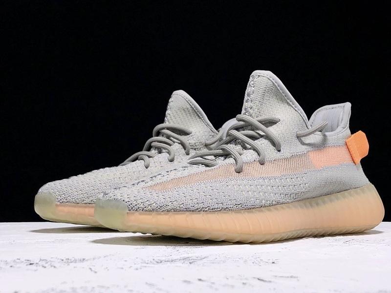 Yeezy 350 Boost V2 "شكل حقيقي"
