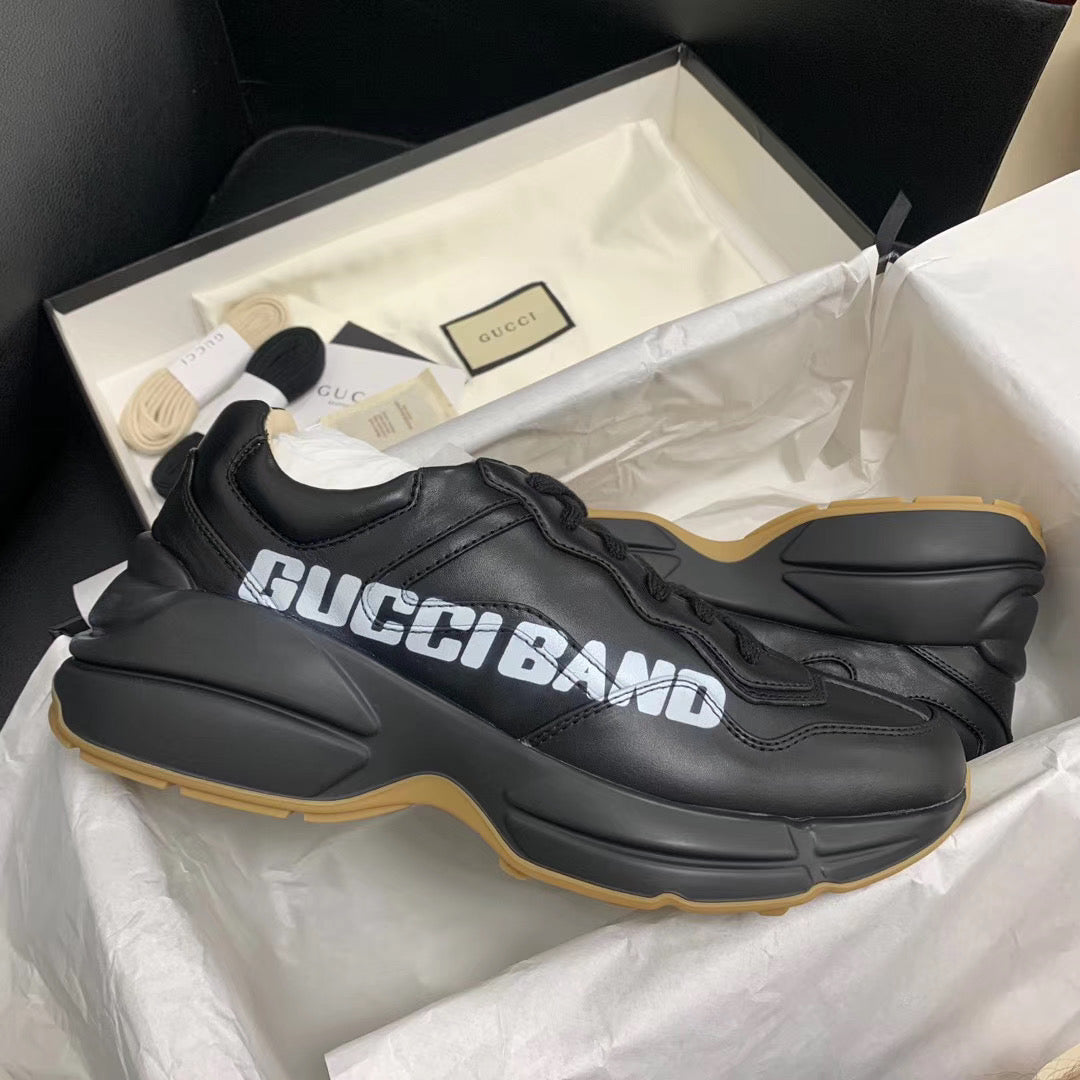 Schuhe