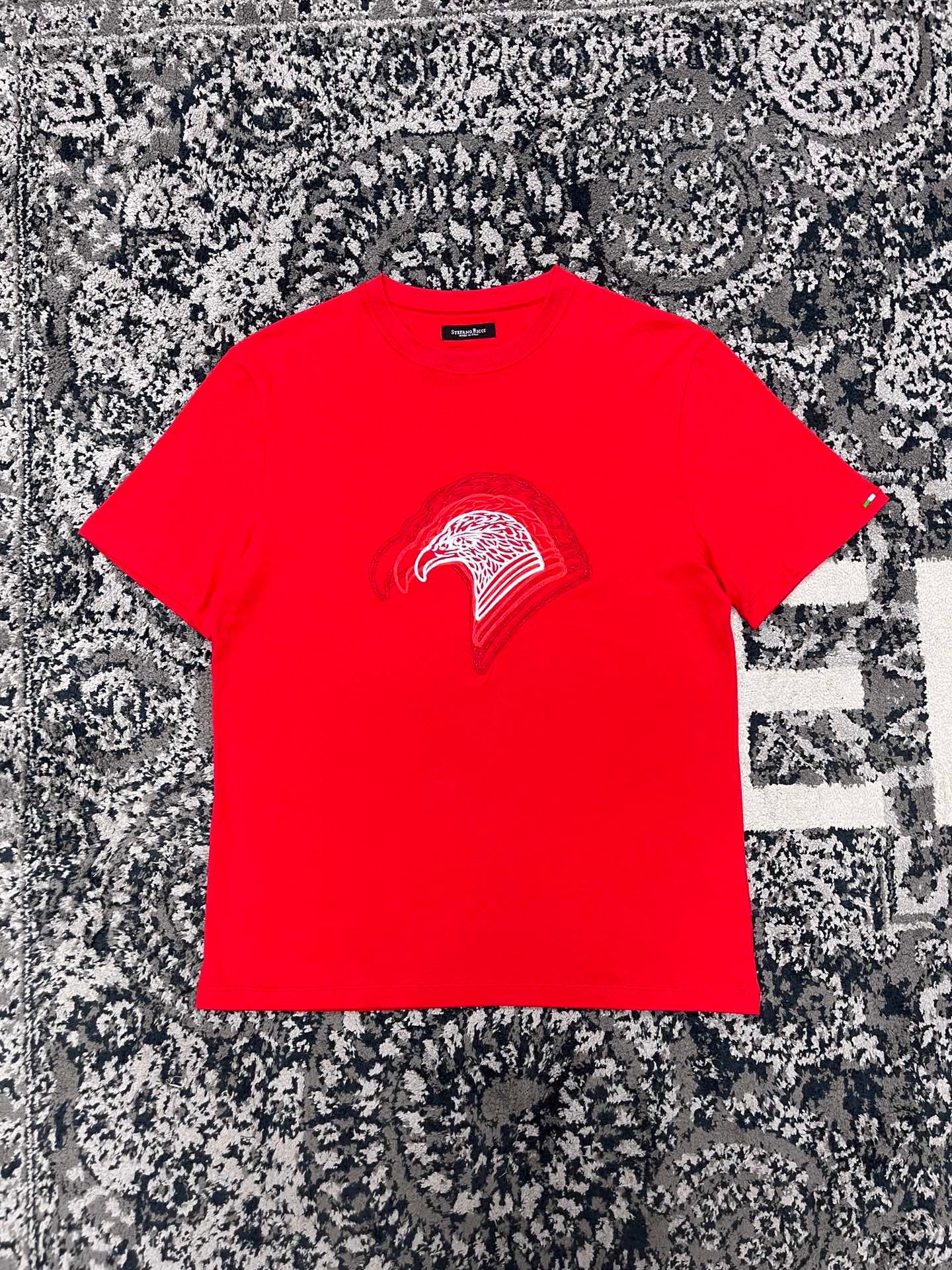 Red T-Shirts