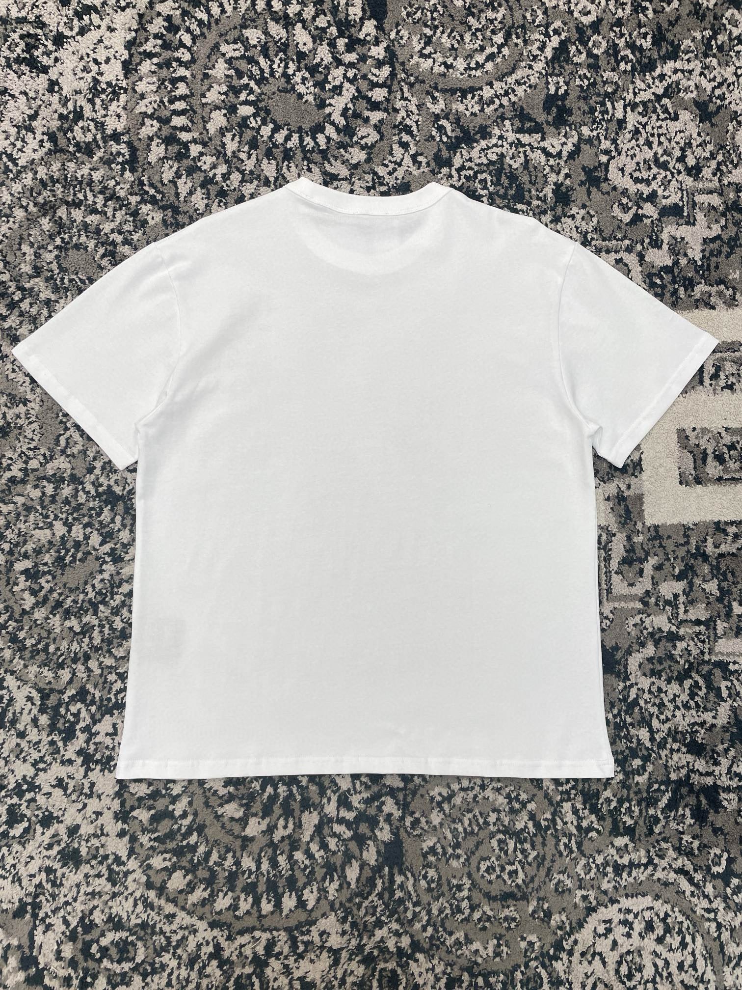 White T-Shirt - Size XL