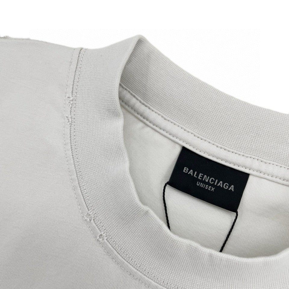 Grey T-shirt - Size M