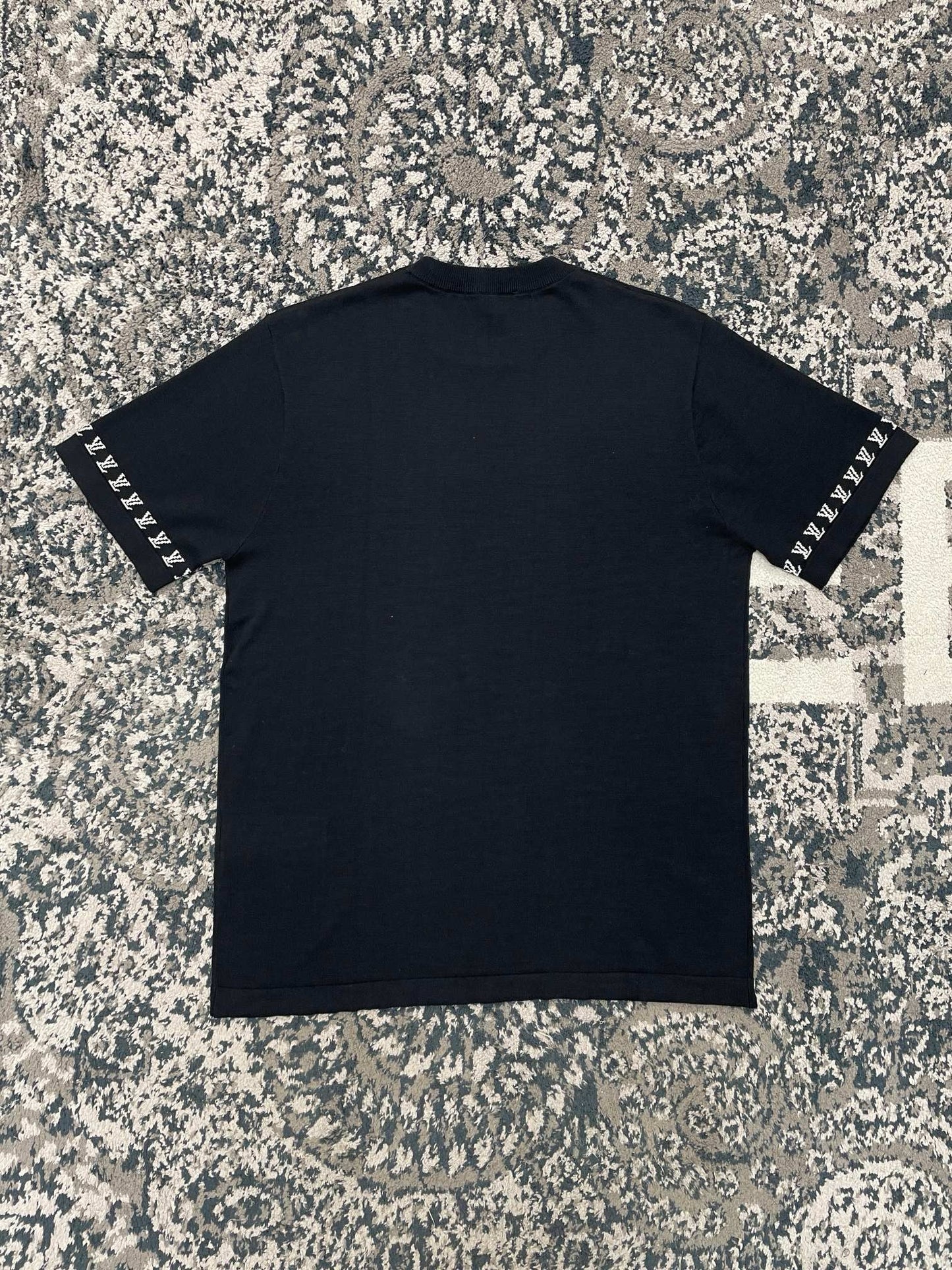 Black T-shirt