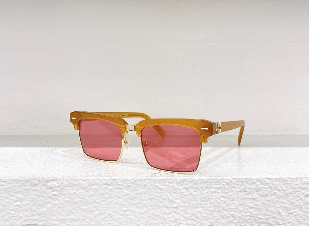 Black,Brown,Pink and White  Sunglass