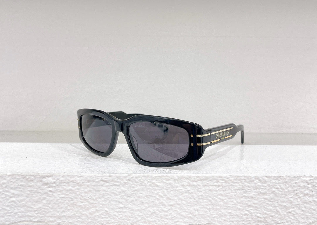 Gafas de sol negras, verdes y marrones