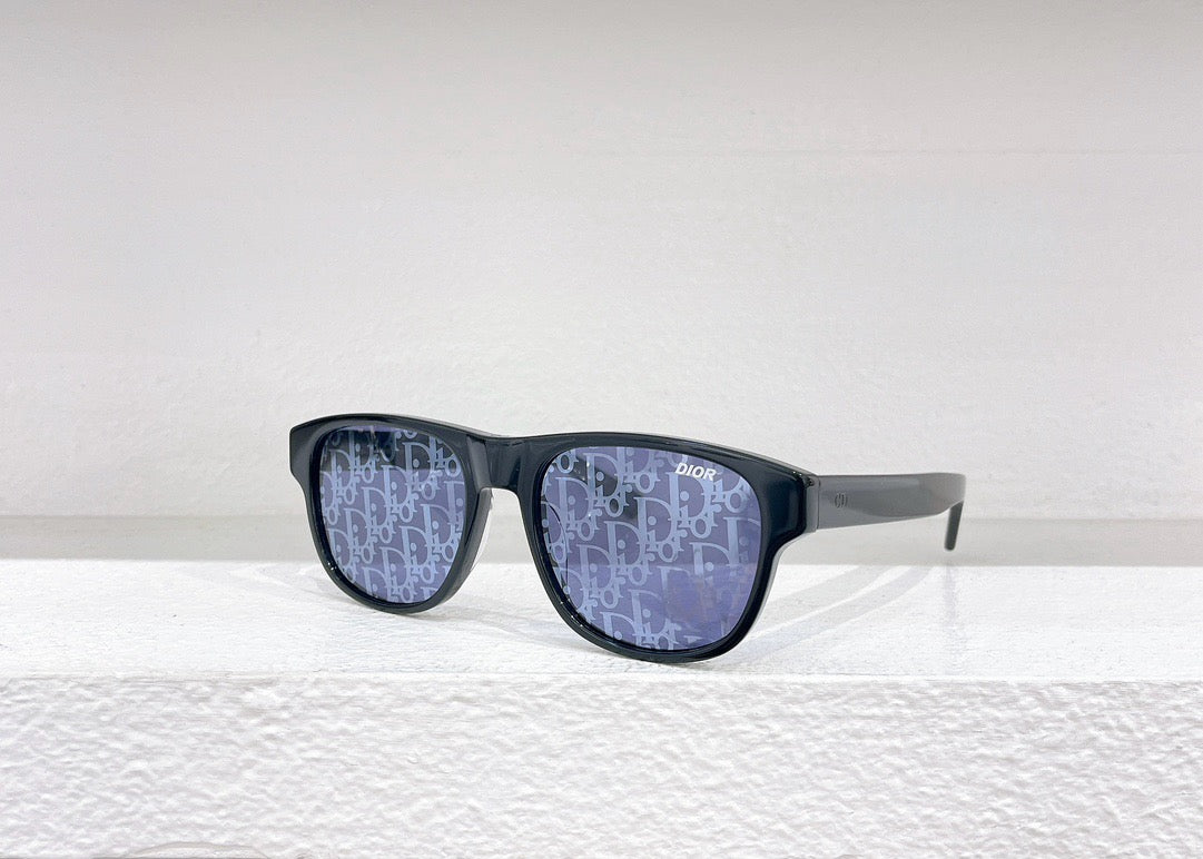 Schwarze, weiße und braune Sonnenbrille
