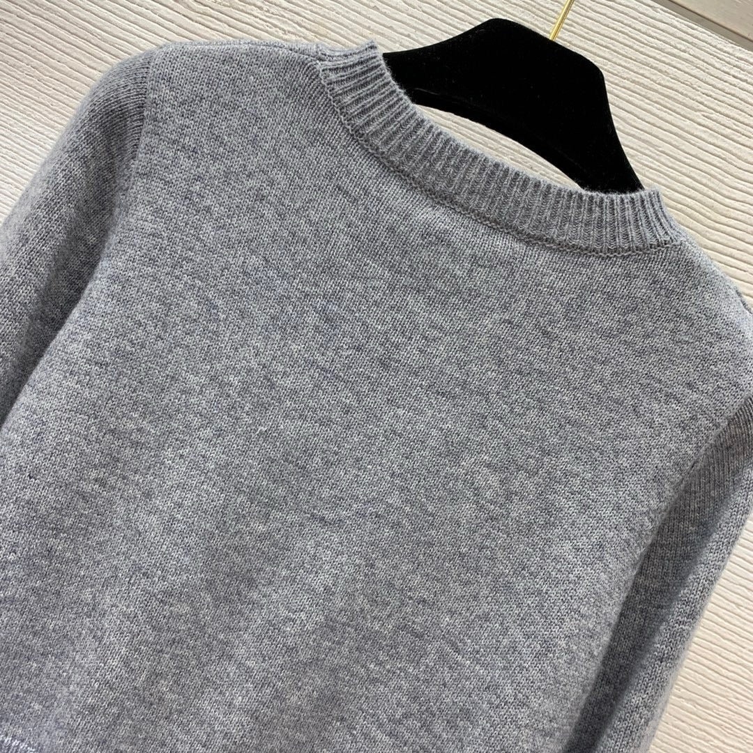 Grey Sweatshirt