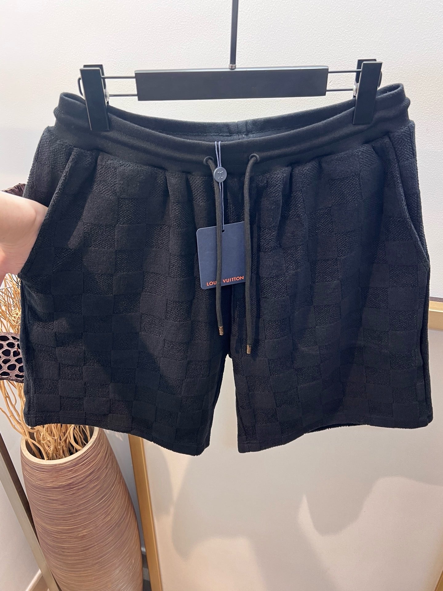 Black Short