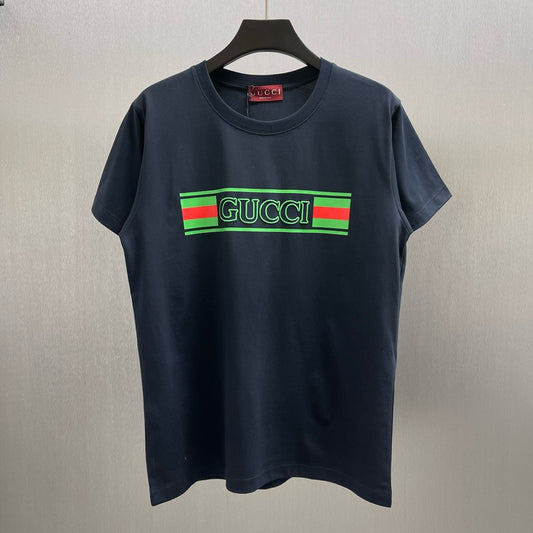 Camiseta en blanco y negro