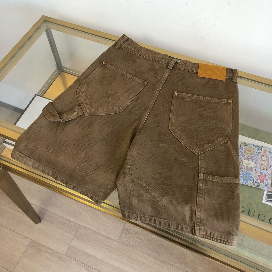 Black and Brown Short