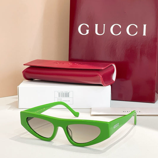 Mehrfarbige Sonnenbrille