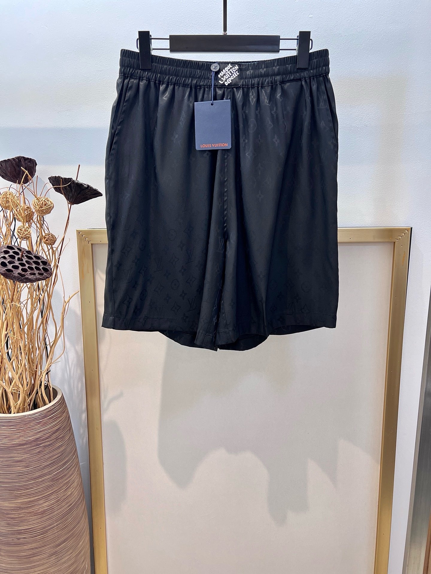 Black Short