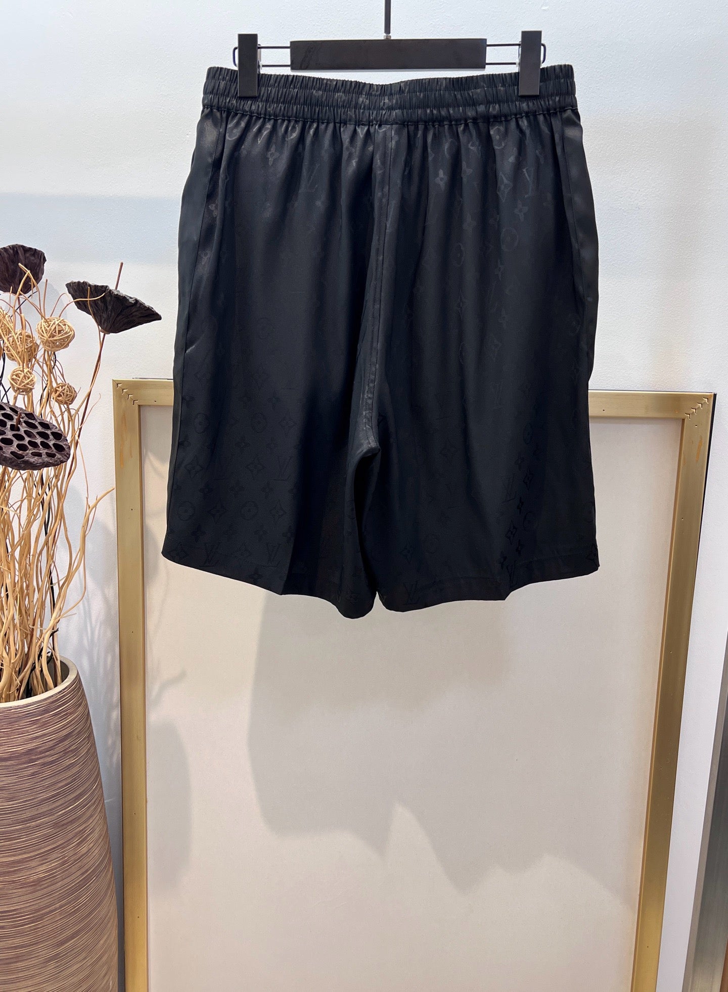 Black Short