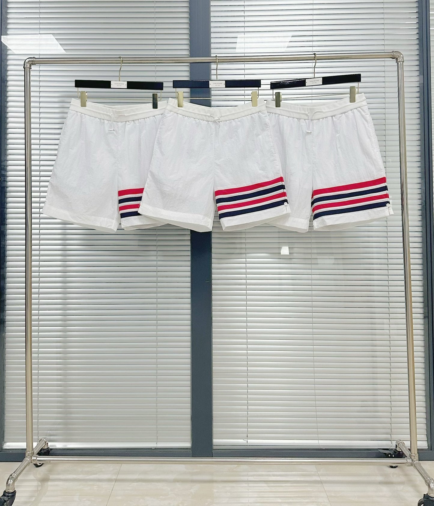 Multi-Colors Short