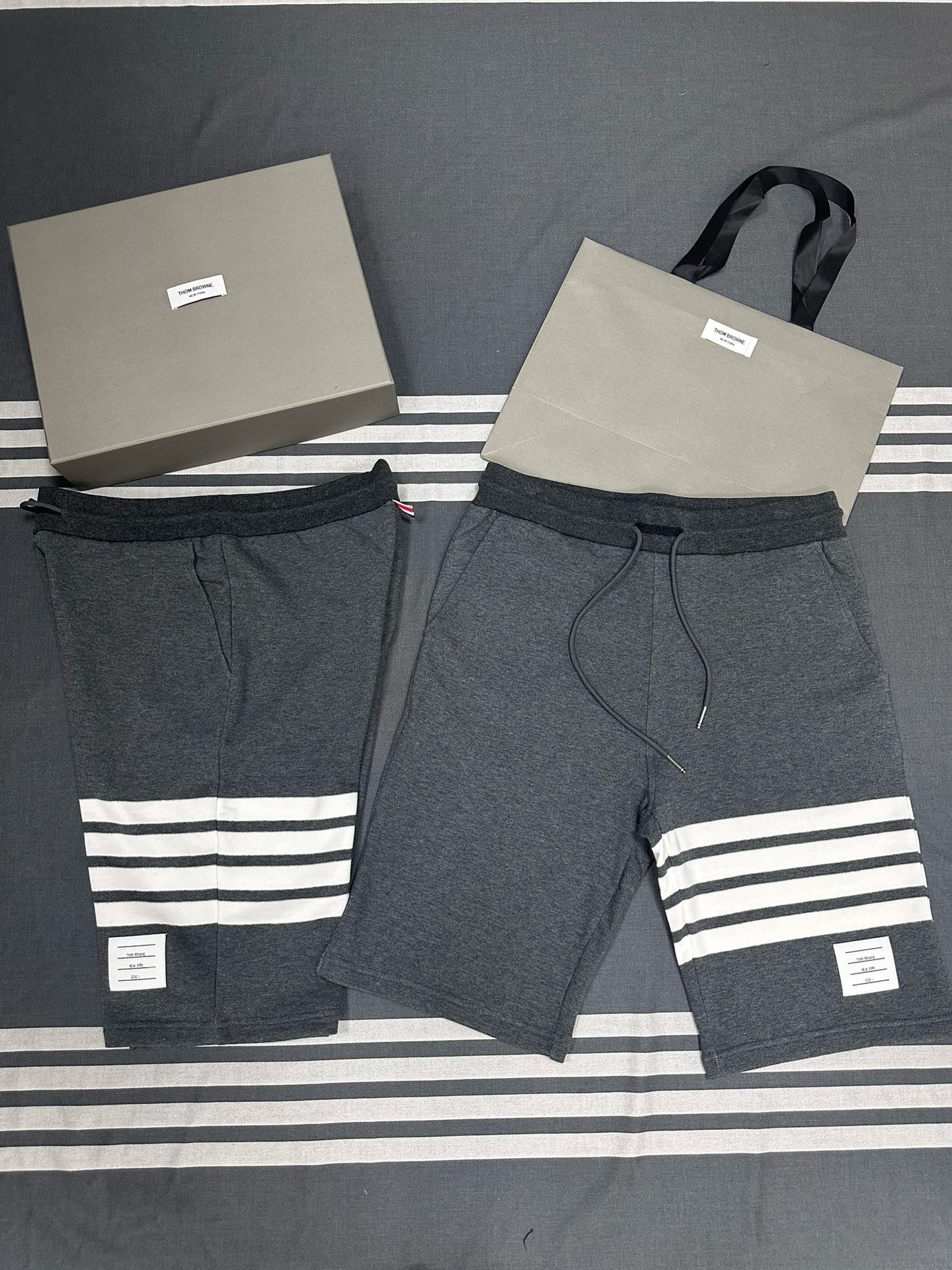 Multi-Colors Short