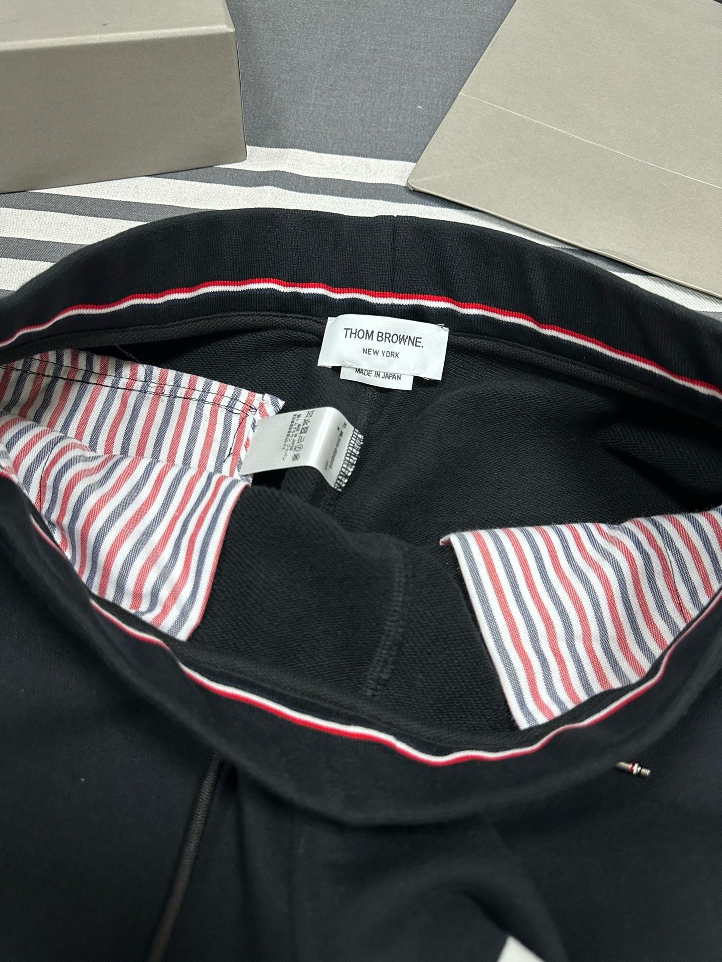 Multi-Colors Short