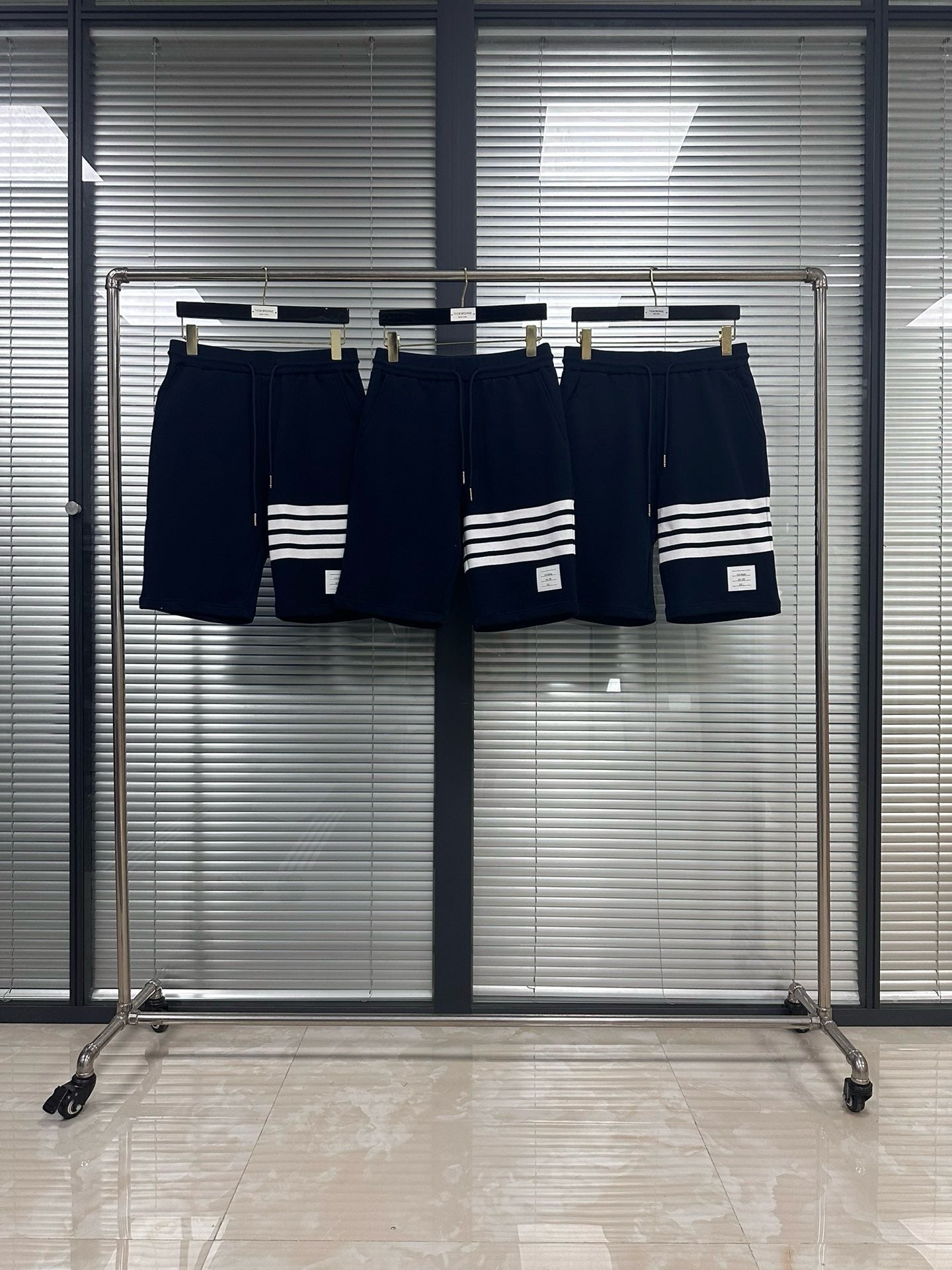 Multi-Colors Short