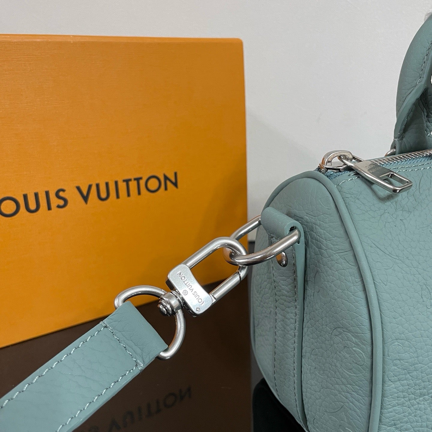 Hellgrüne Tasche