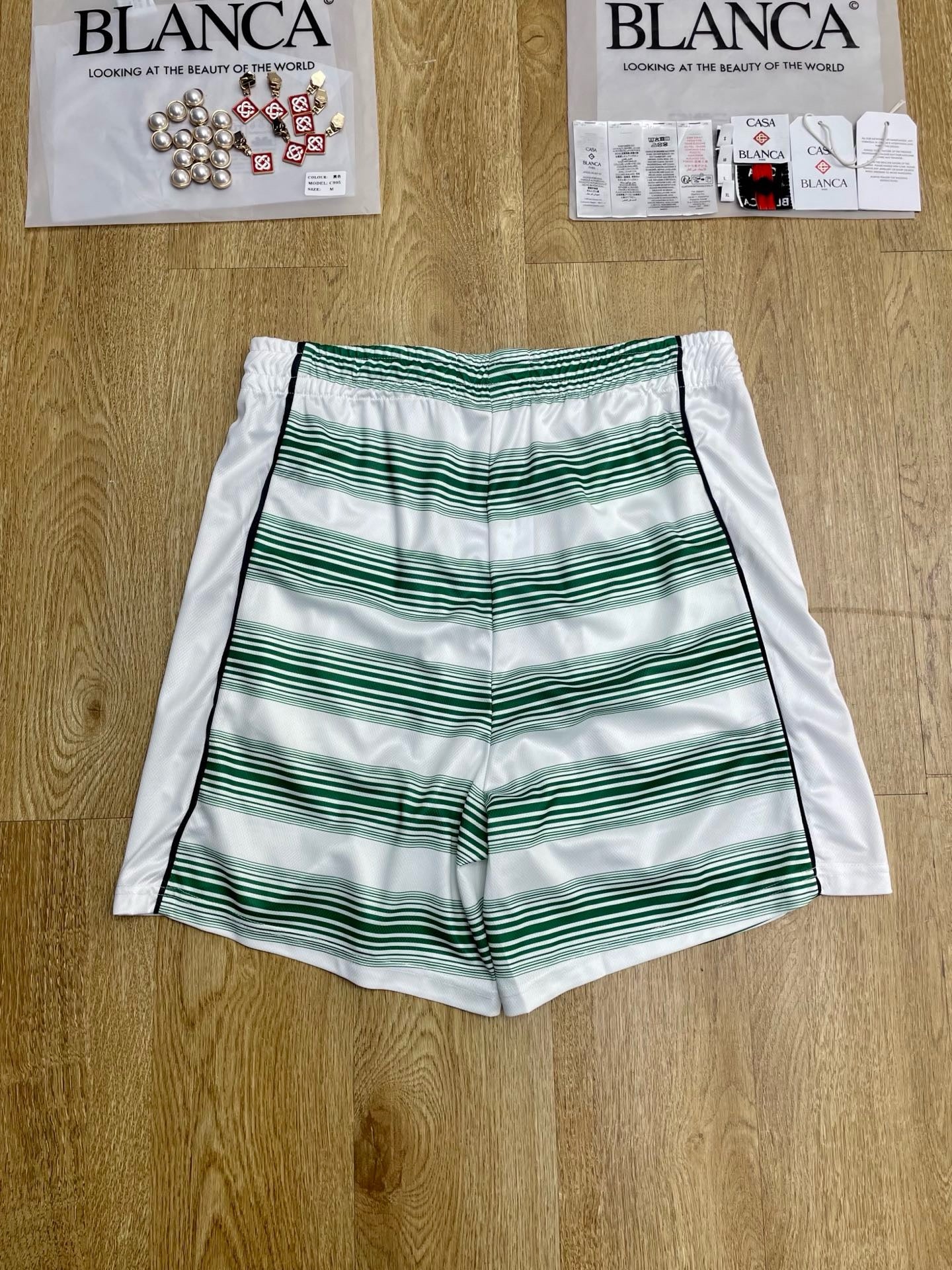 Mehrfarbige Shorts